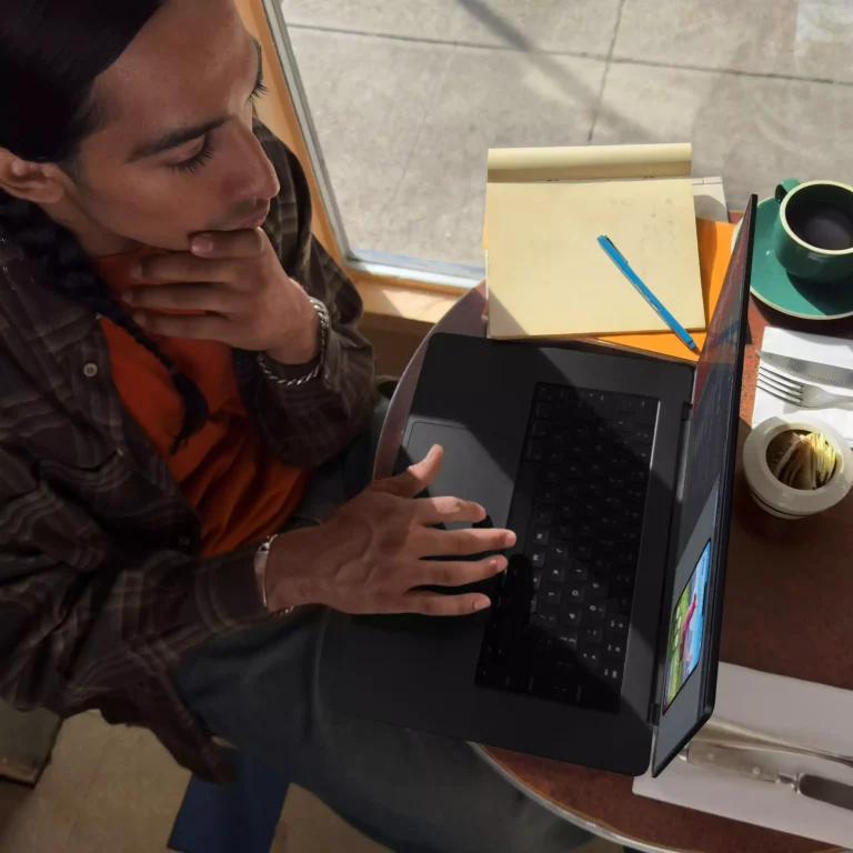 MacBook Pro 16 inc M3 Pro 12CPU 18GPU 18GB 512GB Uzay Siyahı