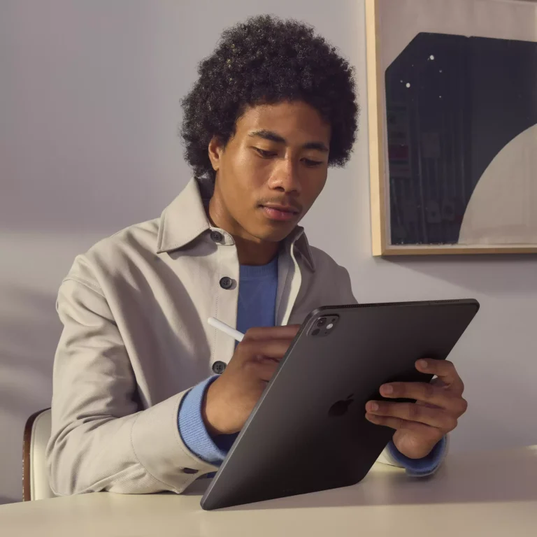 iPad Pro 13 inç WiFi 2TB Nano-texture Cam Uzay Siyahı MWRH3TU/A -6