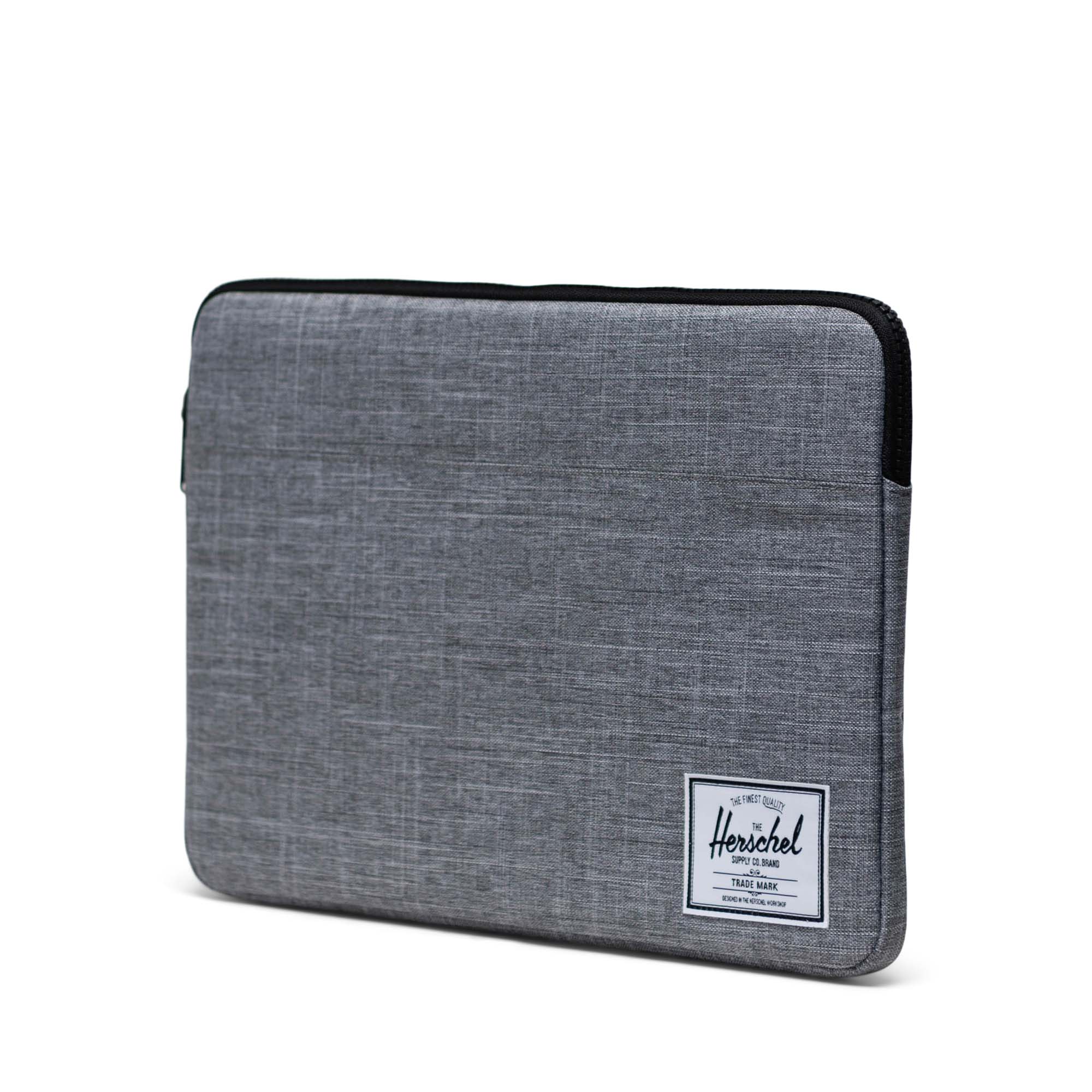 Herschel Anchor 15 / 16 inç Uyumlu Gri MacBook iPad Kılıfı 30062-00919 2 Herschel Anchor Gri MacBook Kılıfı 30062-00919 Yan Tasarım