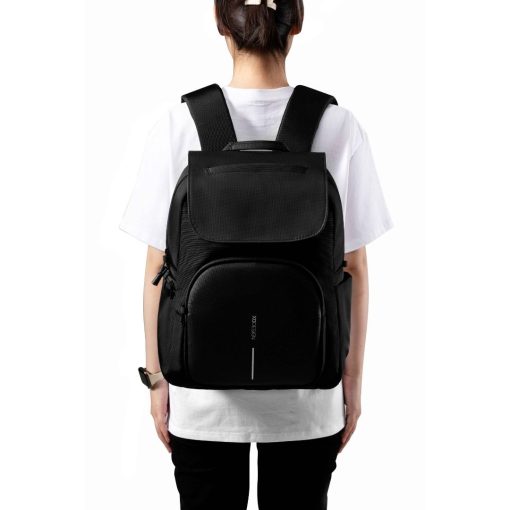 XD Design Bobby Soft Daypack Anti-Theft Siyah Sırt Çantası P705.981 Kullanım