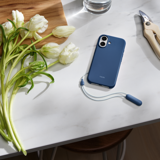 Beats Kickstand Kılıf iPhone 17 Ana Kaya Kullanım Mavisi MGTM4LL/A