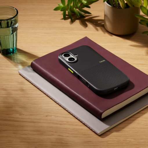 Beats Rugged Kılıf iPhone 17 Everest Siyahı Kullanım MGJX4LL/A