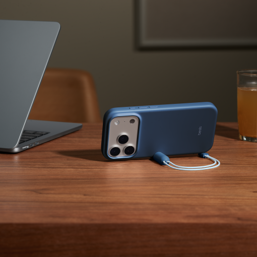 Beats Kickstand Kılıf iPhone 17 Pro Ana Kaya Mavisi Kullanım MGTP4LL/A