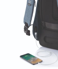 XD Design Bobby Hero Regular 15.6 inç Uyumlu Sırt Çantası Mavi P705.299 Şarj Kullanım