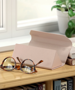 Satechi Vegan Deri FindAll Gözlük Kılıfı Rose ST-LFAGCR Kullanım